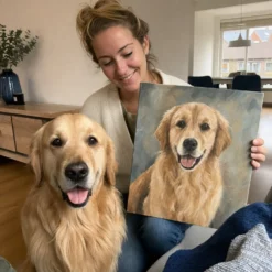 Vrouw met haar hond naast een schilderen-op-nummerportret van dezelfde hond