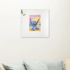 Disney Lilo Stitch als sfeerimpressie aan de muur