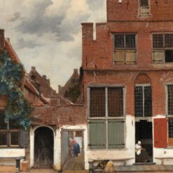Het Straatje van Johannes Vermeer: twee Delftse huizen met rode bakstenen gevels, een poortje en een vrouw die in een deuropening zit